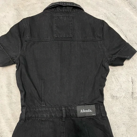 Trendy Afends 💯% organic cotton denim jumpsuit - Picture 8 of 16